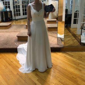Wedding dress size 4